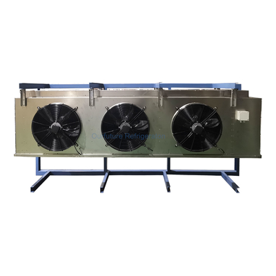 Unités de refroidissement par air à faible bruit incorporant un mécanisme de dégelage par pulvérisation d'eau pour le refroidissement réfrigéré